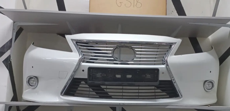 Бампер от Lexus es 2014